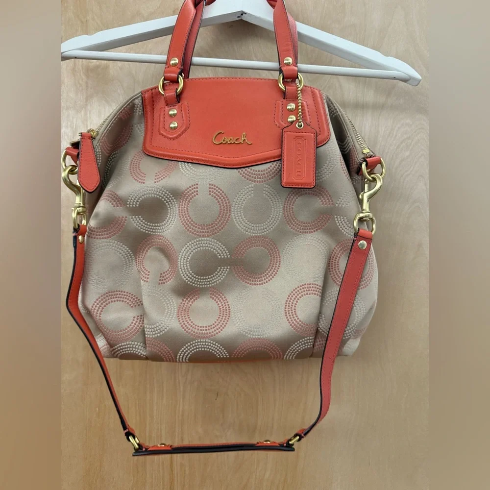 Coach Ashley Peach Khaki Dotted Op Art Signature Satchel. - Picture 3 of 16